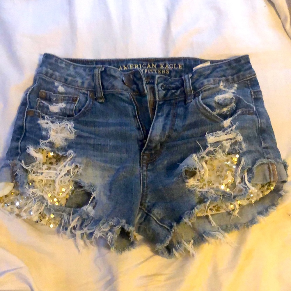 Gold pocket jean shorts!!!